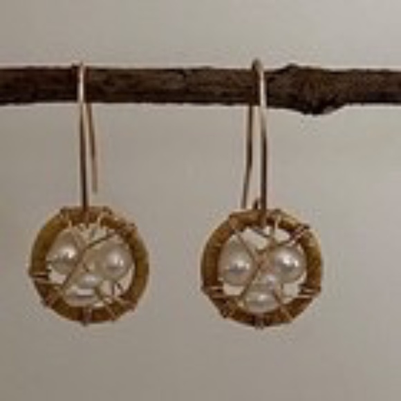 Handcrafted Freshwater Pearl Moonstone Dream Catcher Dangle Earrings Gold NEW - Picture 5 of 8